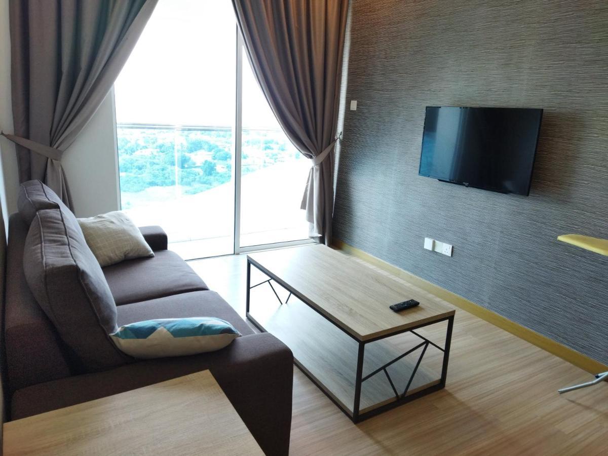 Apartment Exclusuites @ The Wave *
