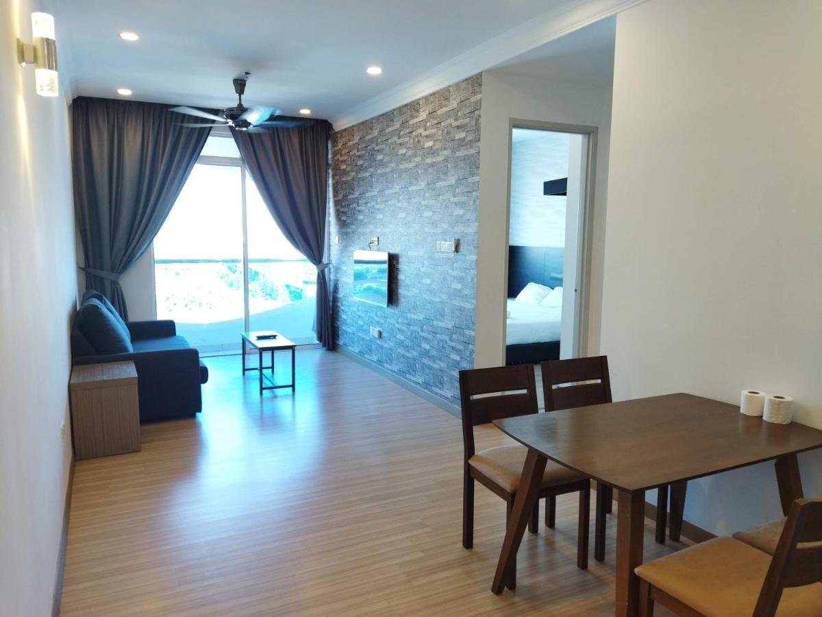 Exclusuites @ The Wave Apartment *
